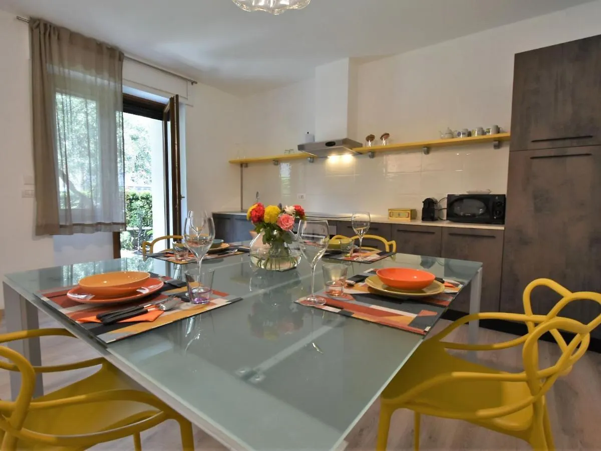 Apartment La Casa Di Lara By Interhome Морбеньо
