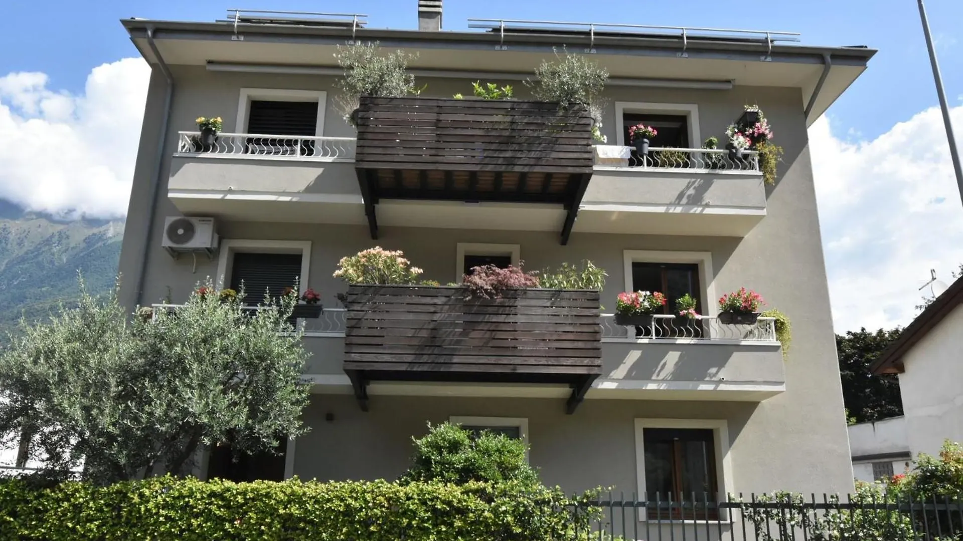 Apartment La Casa Di Lara By Interhome Морбеньо 0*,  Италия